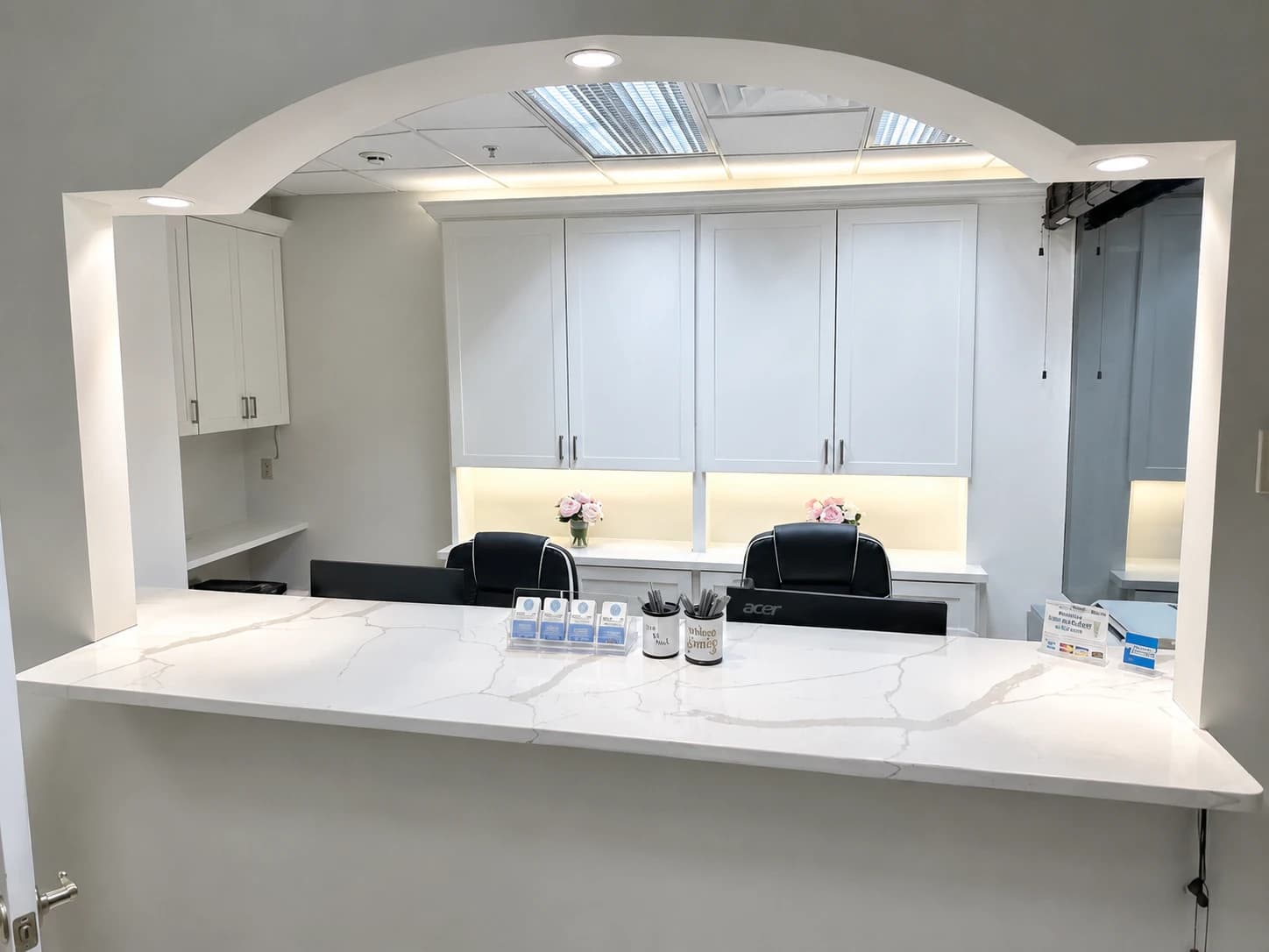 Medical-dental reception & archway